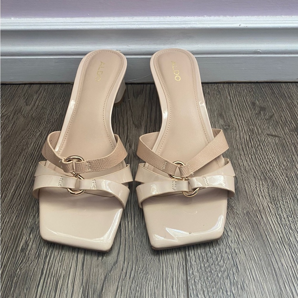 Aldo beige heels